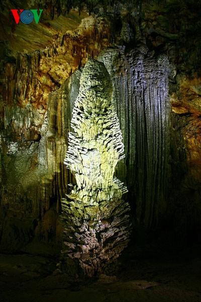 Splendid scenery of Thien Duong cave - ảnh 19